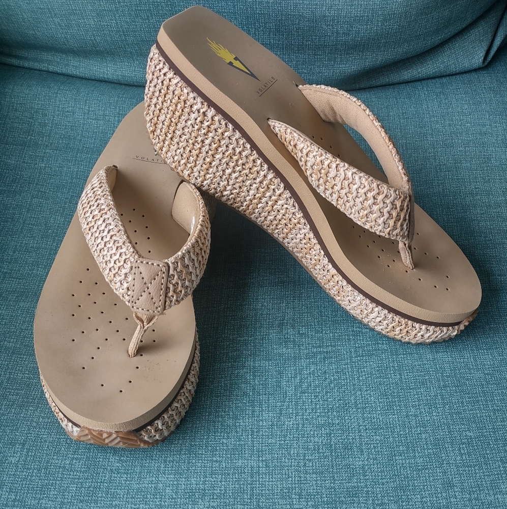 VOLITILE WEDGES